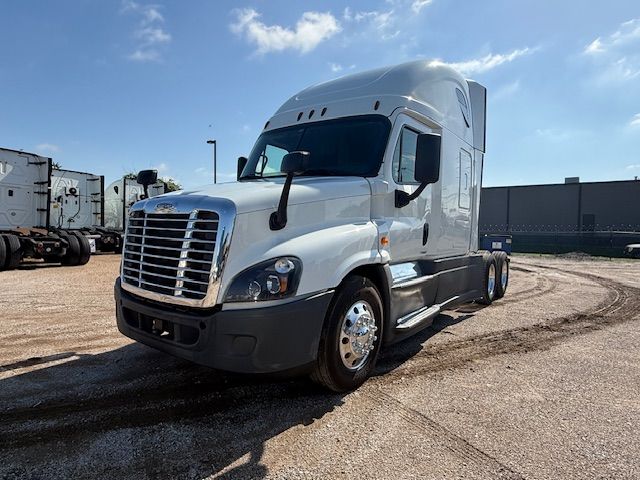 2018 Freightliner CASCADIA 125  | Dallas, TX | Infinity Trucks