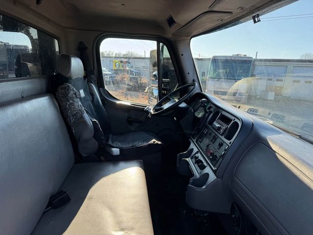 2018 Freightliner M106 Rollback