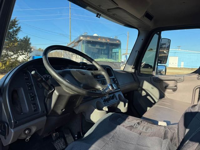 2018 Freightliner M106 Rollback