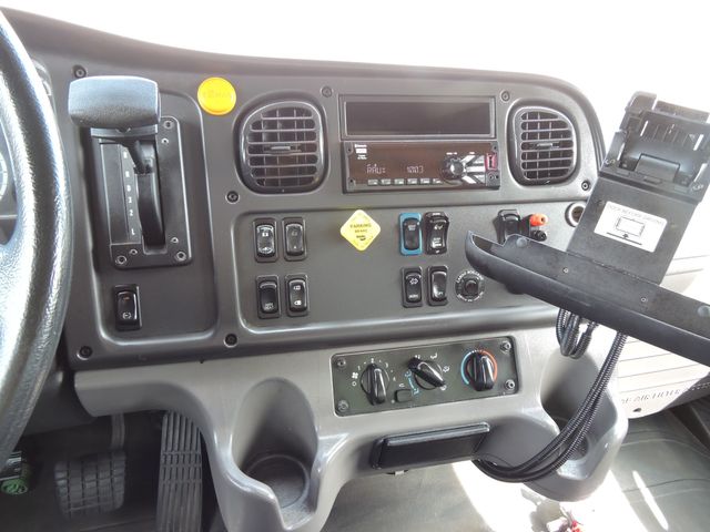 2018 Freightliner M2 Non-CDL Box Truck
