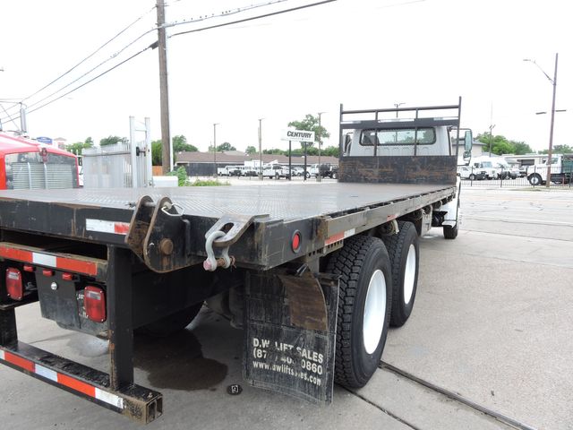 2018 Freightliner M2108 Moffett Flatbed