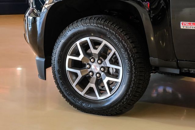 2018 GMC Canyon All Terrain 2018 GMC Canyon All Terrain