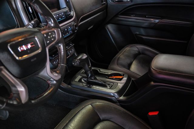 2018 GMC Canyon All Terrain | Addison, TX | Mr Car Guys 2018 GMC Canyon All Terrain | Addison, TX | Mr Car Guys