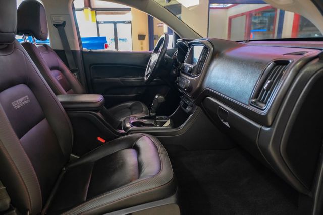 2018 GMC Canyon All Terrain | Addison, TX | Mr Car Guys 2018 GMC Canyon All Terrain | Addison, TX | Mr Car Guys