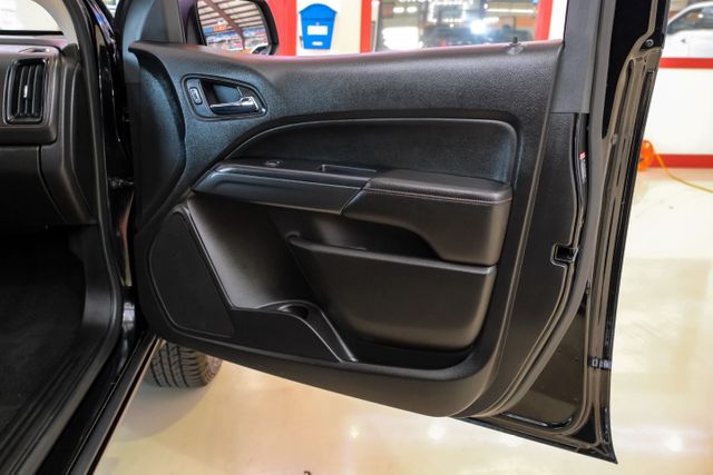 2018 GMC Canyon All Terrain | Addison, TX | Mr Car Guys 2018 GMC Canyon All Terrain | Addison, TX | Mr Car Guys