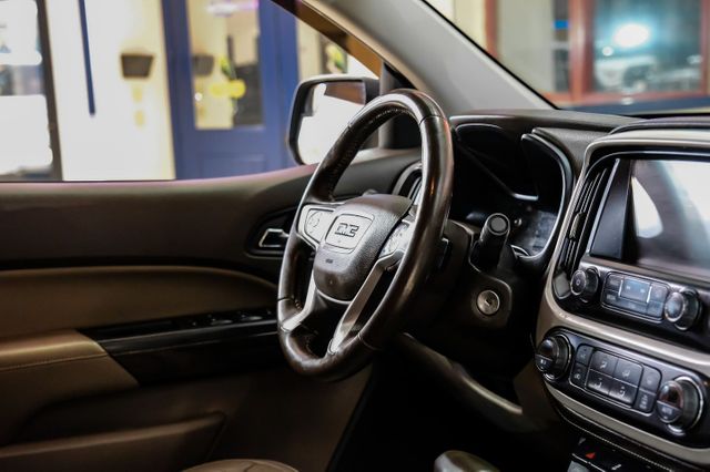 2018 GMC Canyon SLT | Addison, TX | Mr Car Guys 2018 GMC Canyon SLT | Addison, TX | Mr Car Guys