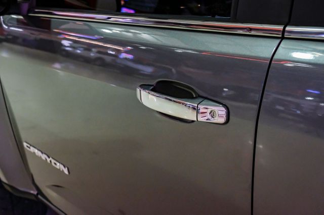 2018 GMC Canyon SLT | Addison, TX | Mr Car Guys 2018 GMC Canyon SLT | Addison, TX | Mr Car Guys