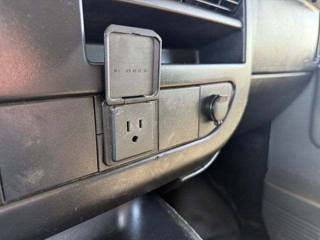 2018 GMC SAVANA G2500 Cargo ONLY 51K MILES V8 | Canton, Ohio | Ohio Auto Warehouse LLC 2018 GMC SAVANA G2500 Cargo ONLY 51K MILES V8 | Canton, Ohio | Ohio Auto Warehouse LLC