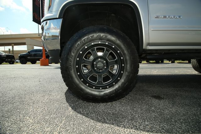 2018 GMC Sierra 1500 SLE | San Antonio, TX | R&L Certified Auto Group 2018 GMC Sierra 1500 SLE | San Antonio, TX | R&L Certified Auto Group