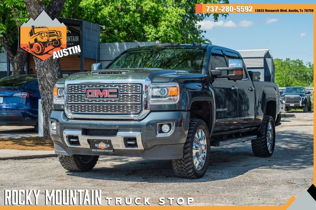2018 GMC Sierra 2500HD Denali CREW CAB 4X4 / ALLISON DURAMAX CLEAN CARFAX | Dallas, TX | Rocky Mountain Truck Stop Dallas