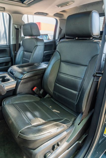 2018 GMC Sierra 2500HD Denali CREW CAB 4X4 / ALLISON DURAMAX CLEAN CARFAX | Dallas, TX | Rocky Mountain Truck Stop Dallas 2018 GMC Sierra 2500HD Denali CREW CAB 4X4 / ALLISON DURAMAX CLEAN CARFAX | Dallas, TX | Rocky Mountain Truck Stop Dallas