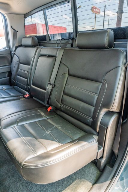 2018 GMC Sierra 2500HD Denali CREW CAB 4X4 / ALLISON DURAMAX CLEAN CARFAX | Dallas, TX | Rocky Mountain Truck Stop Dallas 2018 GMC Sierra 2500HD Denali CREW CAB 4X4 / ALLISON DURAMAX CLEAN CARFAX | Dallas, TX | Rocky Mountain Truck Stop Dallas