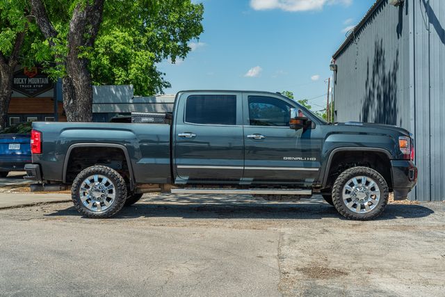 2018 GMC Sierra 2500HD Denali CREW CAB 4X4 / ALLISON DURAMAX CLEAN CARFAX | Dallas, TX | Rocky Mountain Truck Stop Dallas 2018 GMC Sierra 2500HD Denali CREW CAB 4X4 / ALLISON DURAMAX CLEAN CARFAX | Dallas, TX | Rocky Mountain Truck Stop Dallas