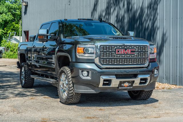 2018 GMC Sierra 2500HD Denali CREW CAB 4X4 / ALLISON DURAMAX CLEAN CARFAX | Dallas, TX | Rocky Mountain Truck Stop Dallas 2018 GMC Sierra 2500HD Denali CREW CAB 4X4 / ALLISON DURAMAX CLEAN CARFAX | Dallas, TX | Rocky Mountain Truck Stop Dallas