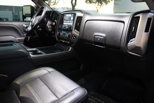 2018 GMC Sierra 3500HD Denali 4x4 | West Haven, CT | PSv5 DEMO - DNU Stalls 2018 GMC Sierra 3500HD Denali 4x4 | West Haven, CT | PSv5 DEMO - DNU Stalls