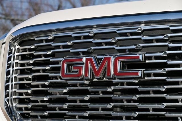 2018 GMC Yukon Denali 2018 GMC Yukon Denali