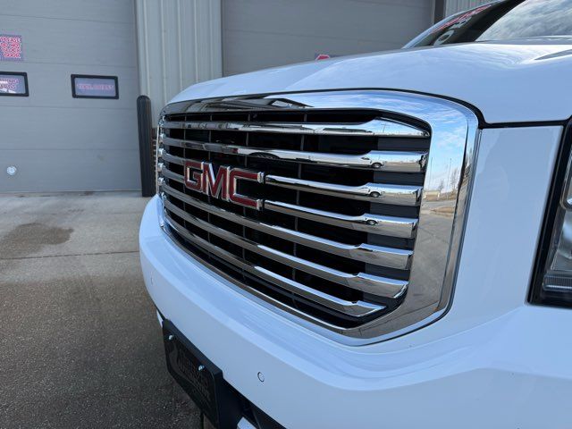 2018 GMC Yukon XL SLT | Gifford, IL | Trav's Automotive 2018 GMC Yukon XL SLT | Gifford, IL | Trav's Automotive