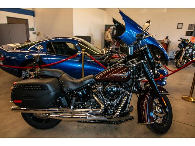 2018 Harley-Davidson FLHC FLH80 HERITAGE