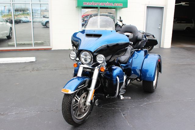 2018 Harley-Davidson Tri Glide Ultra 115th Anniversary FLHTCUTG Trike | Granite City, Illinois | MasterCars Company Inc. 2018 Harley-Davidson Tri Glide Ultra 115th Anniversary FLHTCUTG Trike | Granite City, Illinois | MasterCars Company Inc.