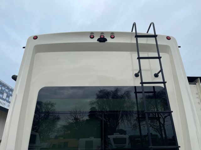 2018 Heartland Bighorn 3160EL Fifth Wheel