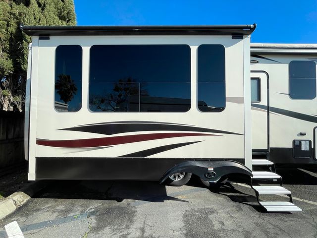 2018 Heartland Bighorn 3160EL Fifth Wheel