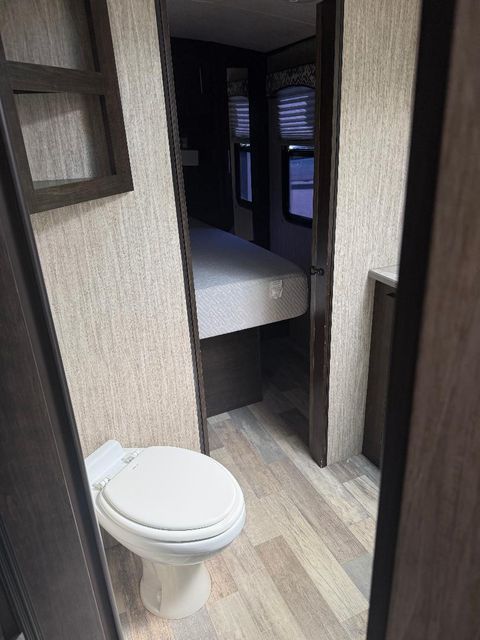 2018 Heartland FUN FINDER BY Cruiser RV XTREME L;ITE MODEL M27