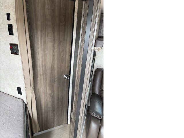 2018 Highland Ridge 2802BH Open Range Ultra Lite