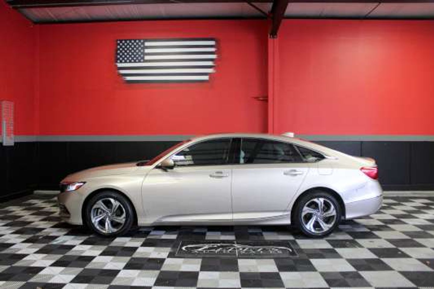 2018 Honda Accord EX - 8