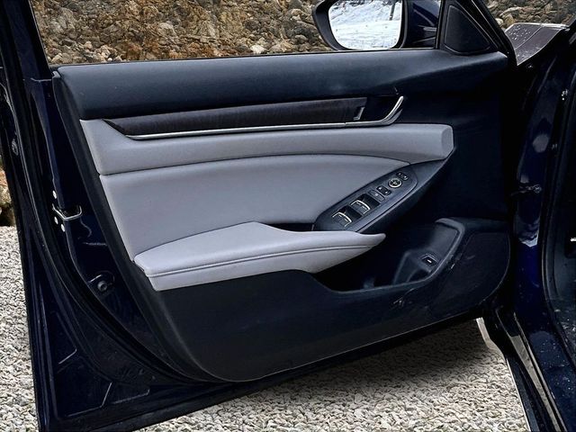 2018 Honda Accord Hybrid EX