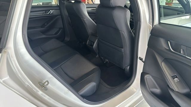 2018 Honda Accord Sport | Rome, GA | Knight's Car Store 2018 Honda Accord Sport | Rome, GA | Knight's Car Store