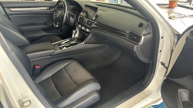 2018 Honda Accord Sport | Rome, GA | Knight's Car Store 2018 Honda Accord Sport | Rome, GA | Knight's Car Store