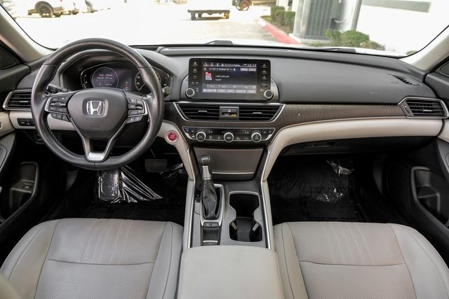 2018 Honda Accord Touring HUD Memory Heated/Cooled Seats Nav Sunroof 2018 Honda Accord Touring HUD Memory Heated/Cooled Seats Nav Sunroof