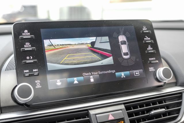 2018 Honda Accord Touring HUD Memory Heated/Cooled Seats Nav Sunroof 2018 Honda Accord Touring HUD Memory Heated/Cooled Seats Nav Sunroof