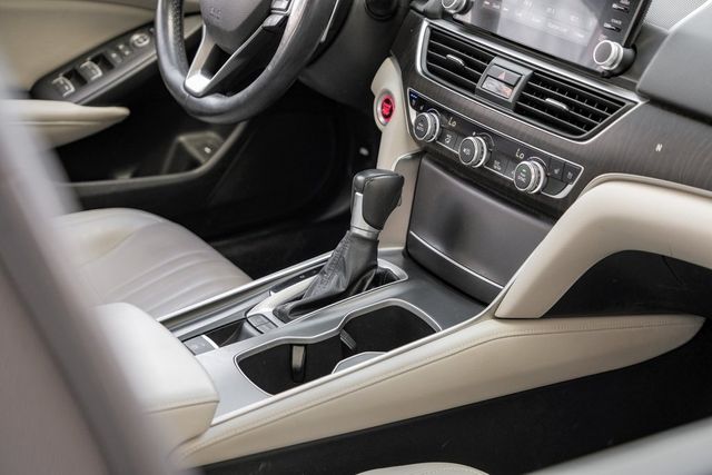 2018 Honda Accord Touring HUD Memory Heated/Cooled Seats Nav Sunroof 2018 Honda Accord Touring HUD Memory Heated/Cooled Seats Nav Sunroof