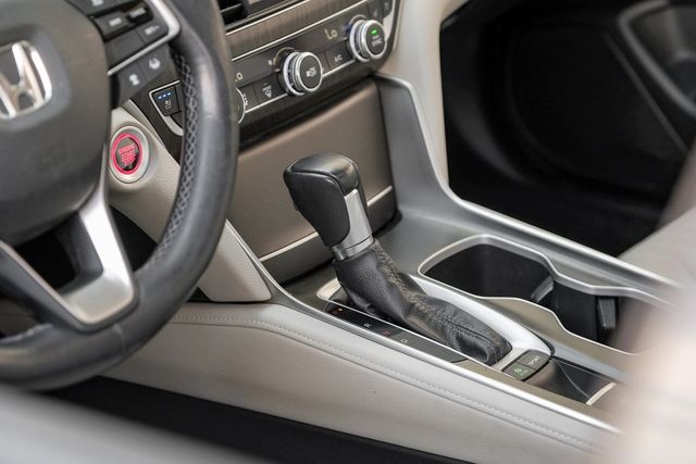 2018 Honda Accord Touring HUD Memory Heated/Cooled Seats Nav Sunroof 2018 Honda Accord Touring HUD Memory Heated/Cooled Seats Nav Sunroof