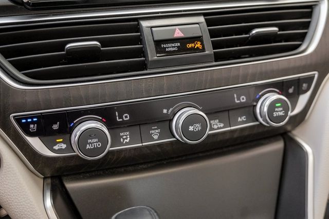 2018 Honda Accord Touring HUD Memory Heated/Cooled Seats Nav Sunroof 2018 Honda Accord Touring HUD Memory Heated/Cooled Seats Nav Sunroof