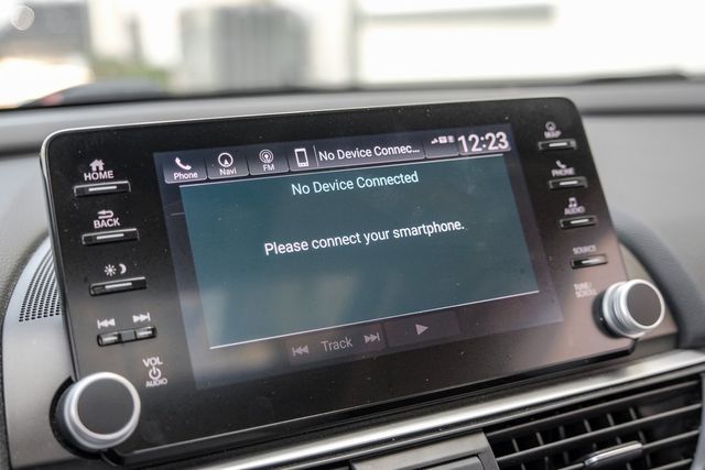 2018 Honda Accord Touring HUD Memory Heated/Cooled Seats Nav Sunroof 2018 Honda Accord Touring HUD Memory Heated/Cooled Seats Nav Sunroof