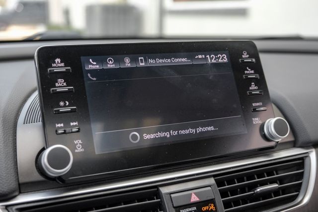 2018 Honda Accord Touring HUD Memory Heated/Cooled Seats Nav Sunroof 2018 Honda Accord Touring HUD Memory Heated/Cooled Seats Nav Sunroof