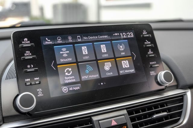 2018 Honda Accord Touring HUD Memory Heated/Cooled Seats Nav Sunroof 2018 Honda Accord Touring HUD Memory Heated/Cooled Seats Nav Sunroof