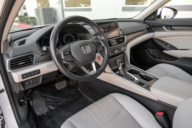 2018 Honda Accord Touring HUD Memory Heated/Cooled Seats Nav Sunroof 2018 Honda Accord Touring HUD Memory Heated/Cooled Seats Nav Sunroof
