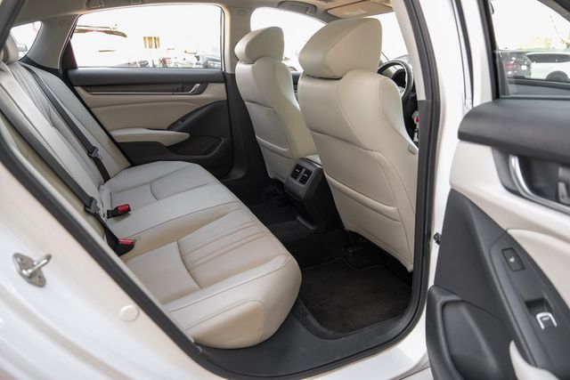 2018 Honda Accord Touring HUD Memory Heated/Cooled Seats Nav Sunroof 2018 Honda Accord Touring HUD Memory Heated/Cooled Seats Nav Sunroof