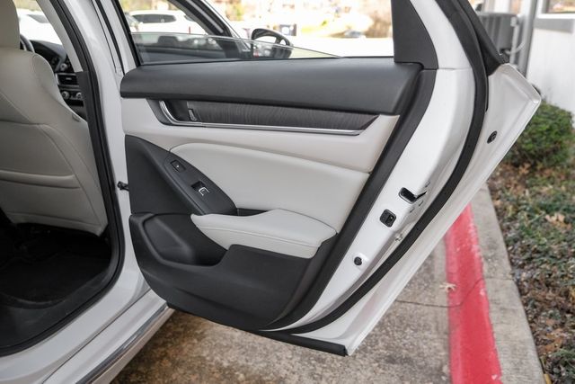 2018 Honda Accord Touring HUD Memory Heated/Cooled Seats Nav Sunroof 2018 Honda Accord Touring HUD Memory Heated/Cooled Seats Nav Sunroof