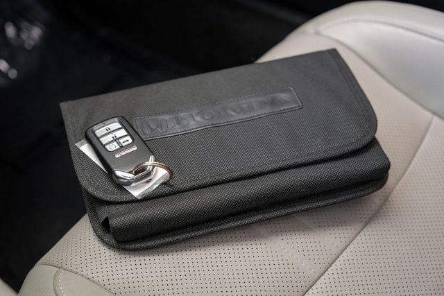 2018 Honda Accord Touring HUD Memory Heated/Cooled Seats Nav Sunroof 2018 Honda Accord Touring HUD Memory Heated/Cooled Seats Nav Sunroof