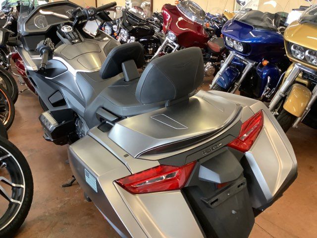 2018 Honda GL1800BD Goldwing DCT (Silver) - John Gibson Auto Sales Hot Springs 2018 Honda GL1800BD Goldwing DCT (Silver) - John Gibson Auto Sales Hot Springs