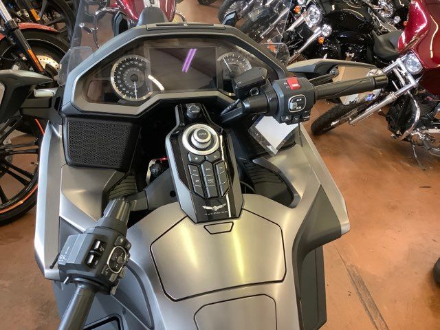 2018 Honda GL1800BD Goldwing DCT (Silver) - John Gibson Auto Sales Hot Springs 2018 Honda GL1800BD Goldwing DCT (Silver) - John Gibson Auto Sales Hot Springs