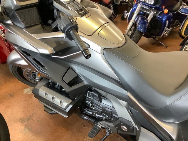 2018 Honda GL1800BD Goldwing DCT (Silver) - John Gibson Auto Sales Hot Springs 2018 Honda GL1800BD Goldwing DCT (Silver) - John Gibson Auto Sales Hot Springs
