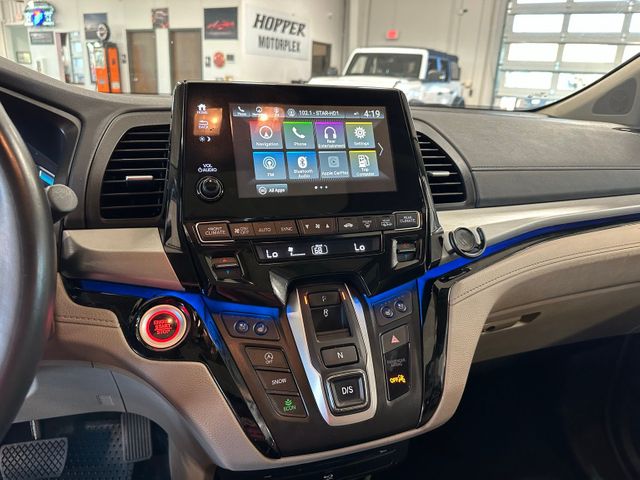 2018 Honda Odyssey Elite Heated / Ventilated Seats | Irving, Texas | Hopper Motorplex 2018 Honda Odyssey Elite Heated / Ventilated Seats | Irving, Texas | Hopper Motorplex