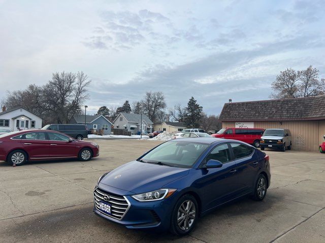 2018 Hyundai ELANTRA SEL | Dickinson, ND | Heiser Motors 2018 Hyundai ELANTRA SEL | Dickinson, ND | Heiser Motors