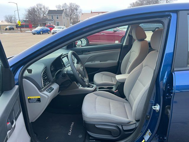 2018 Hyundai ELANTRA SEL | Dickinson, ND | Heiser Motors 2018 Hyundai ELANTRA SEL | Dickinson, ND | Heiser Motors