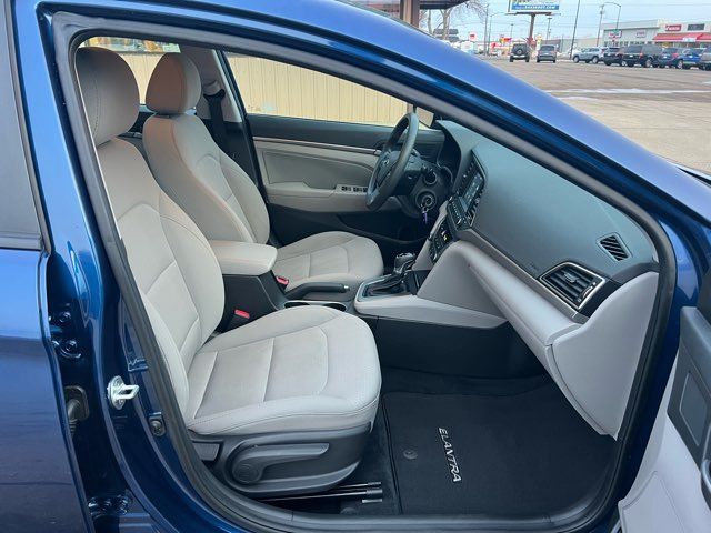 2018 Hyundai ELANTRA SEL | Dickinson, ND | Heiser Motors